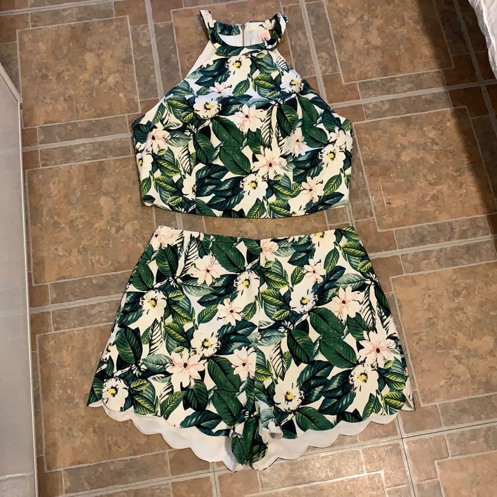 2 PCs flower print short and top